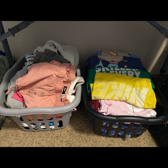 Reseller Mystery Box 8-15 items! - Picture 5 of 5